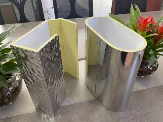 Thi công uốn cong bo góc tấm ốp than tre 8mm Hùng Việt